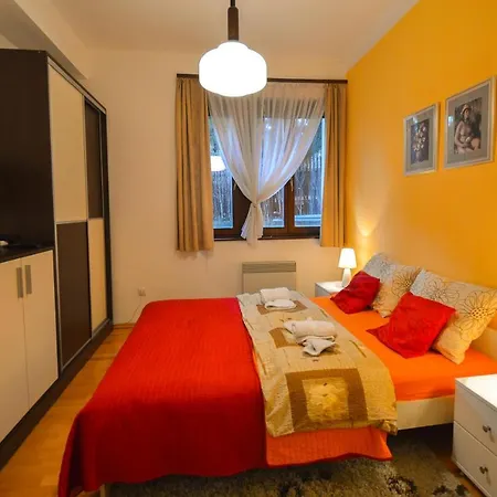 Comodo Apartment